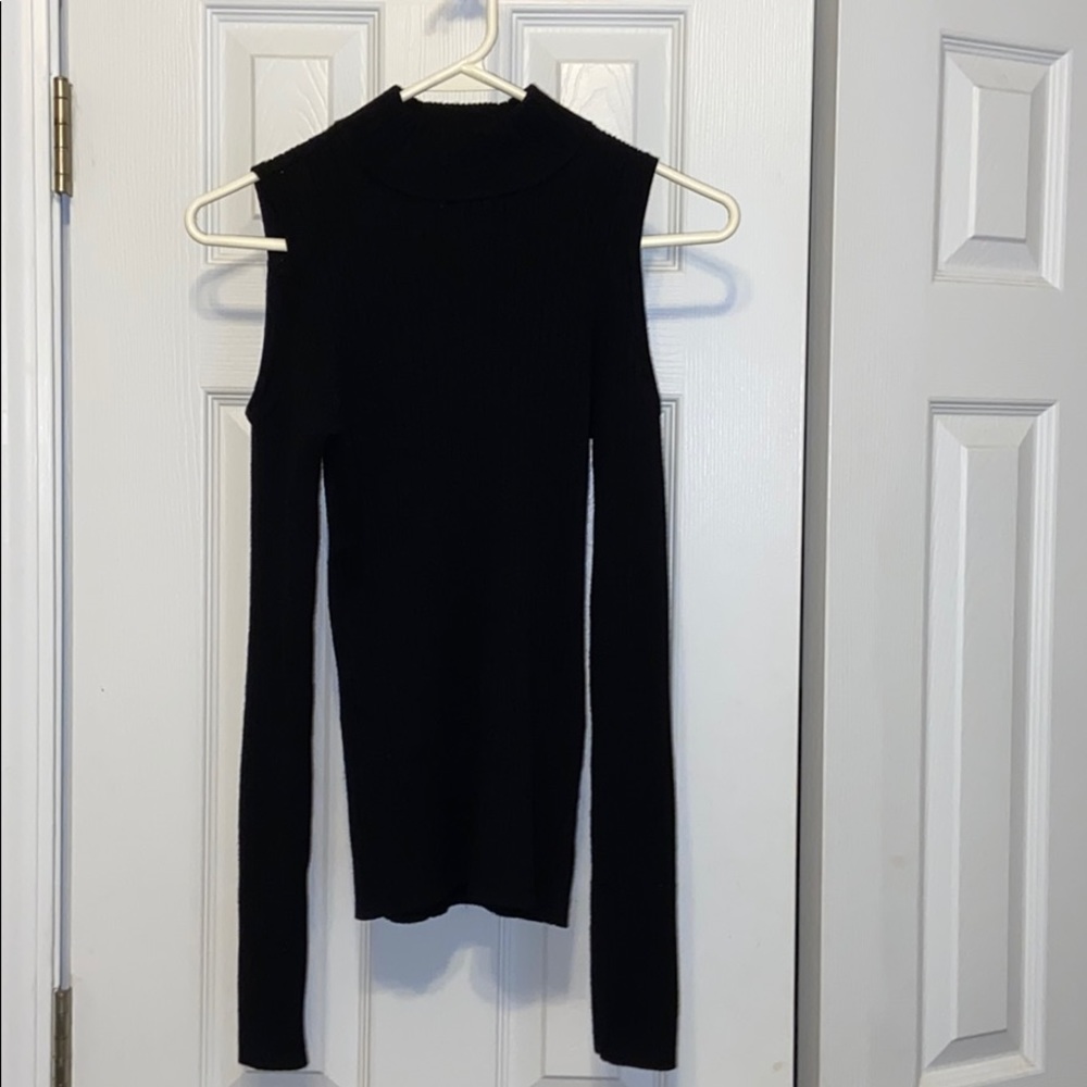 Long Sleeve TurtleNeck